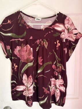 Pulse Plum Floral Short-Sleeve Scoop Neck Top